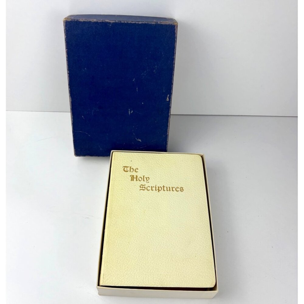 The Holy Scriptures White Leatherette Gold Edges‎ Box Masoretic Text Jewish Pub